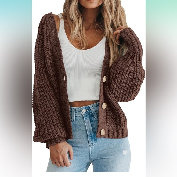 Chunky Knit Open Front Sweater Long Sleeve Button Loose Short Cardigan
8096 - Picture 3 of 8